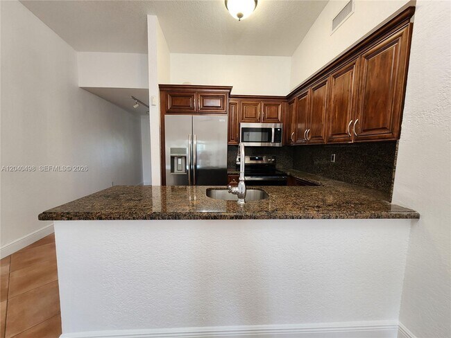 Building Photo - 13412 SW 17th Terrace Cir S