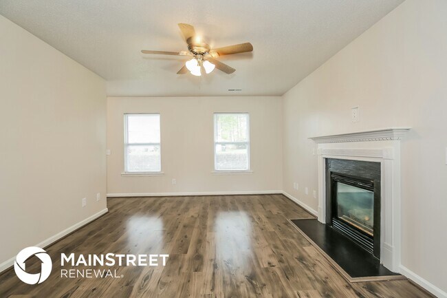 Foto del edificio - 816 Nestleway Dr