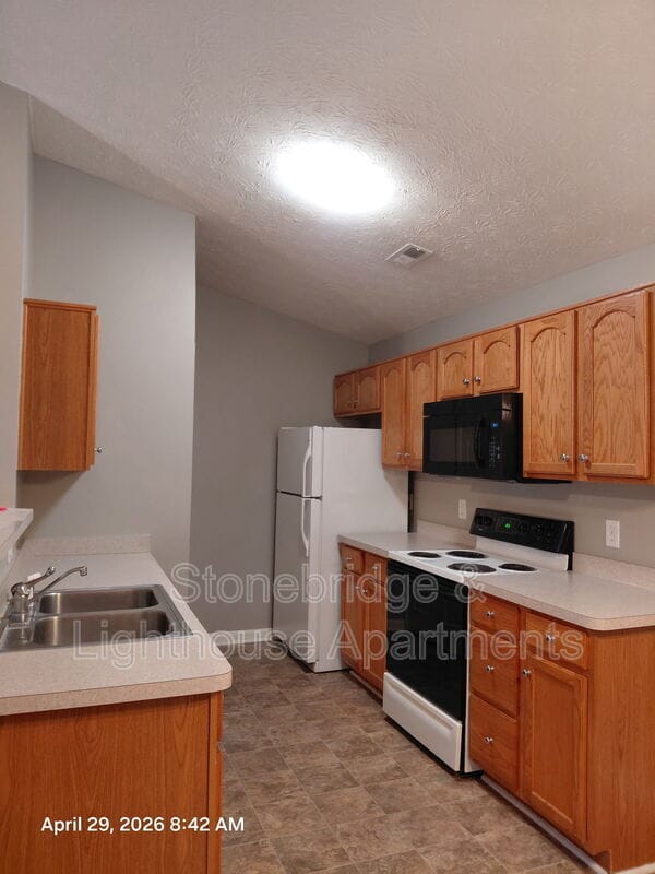 Building Photo - 3212 Lighthouse Cove