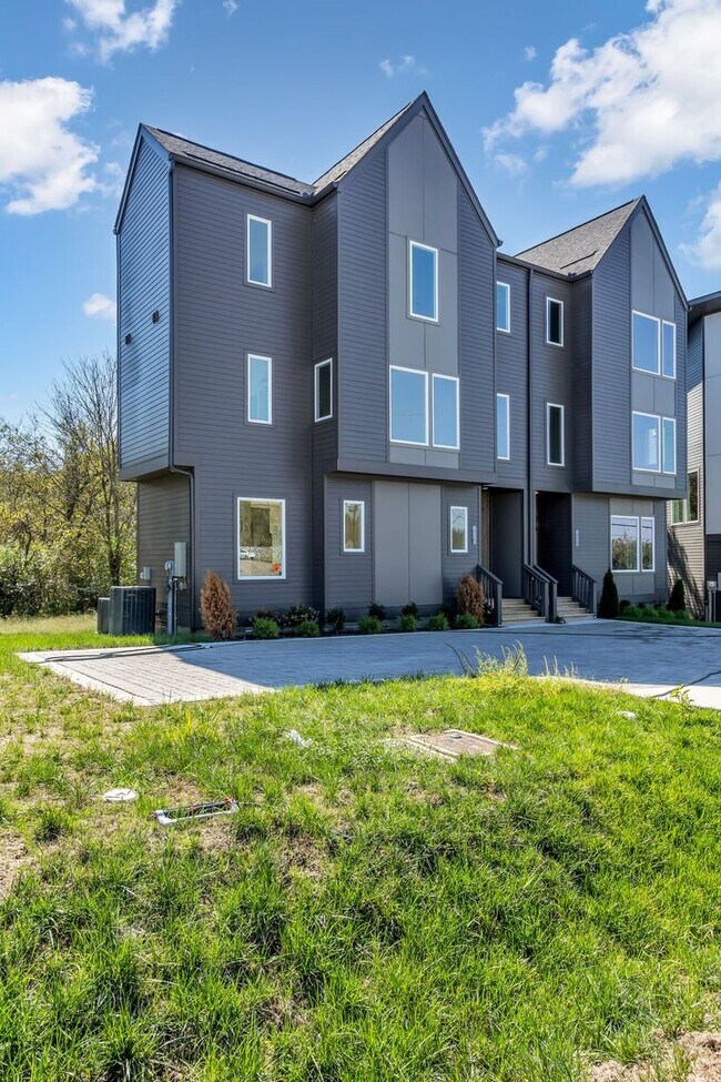 Photo - Amazing New Construction in North Nashville! House