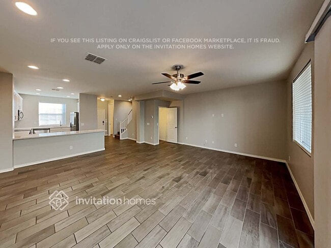 Building Photo - 4132 E Pony Ln