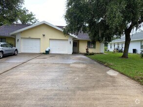 Building Photo - 250 Coral Reef Ct N