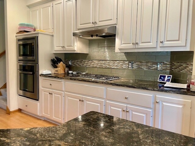 Cocina grande y gourmet. - 18679 Pathfinder Dr