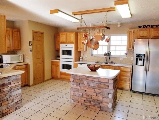 Foto del edificio - 419 N Axford St