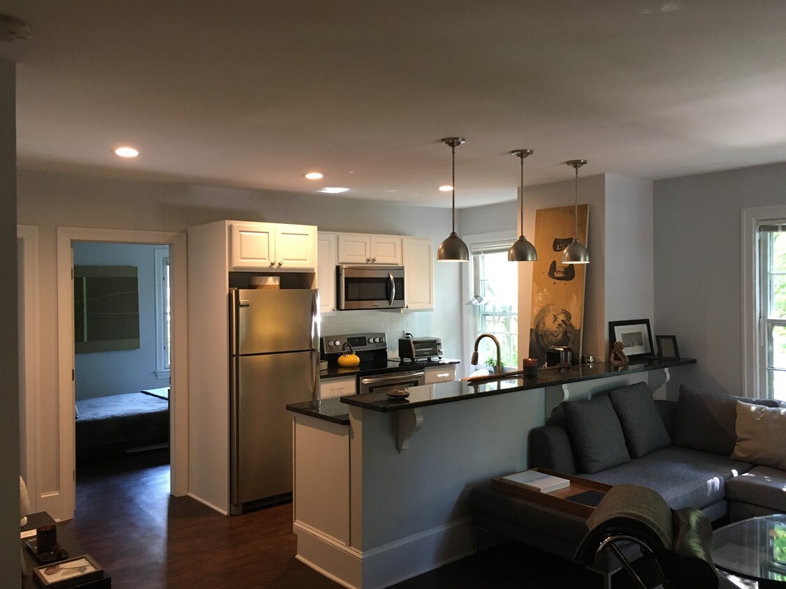 Kitchen - 163 Nassau St
