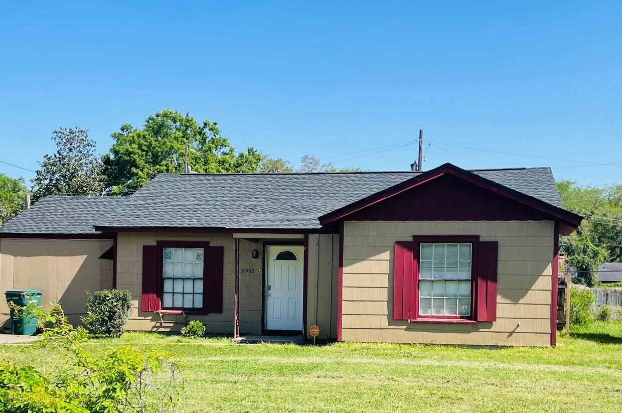 3905 Russell Dr, Beaumont, TX 77703 House Rental in Beaumont, TX