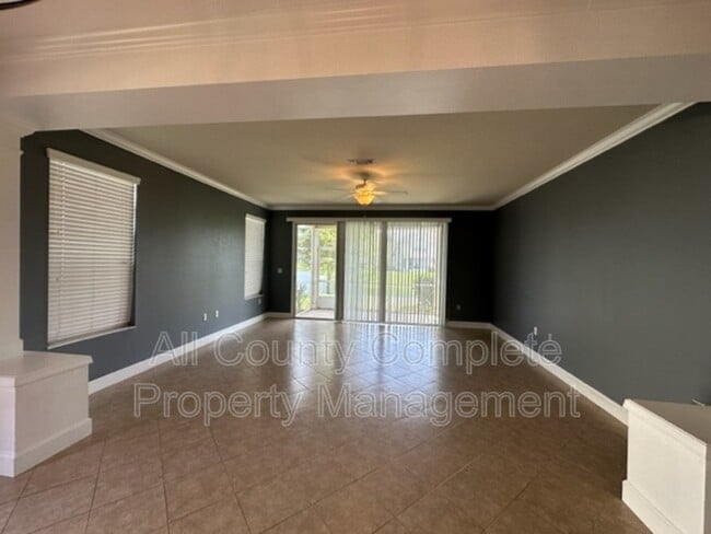 Building Photo - 6865 Woody Vine Dr