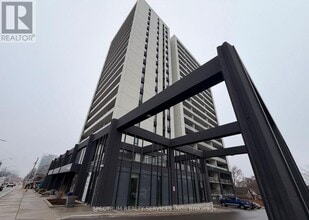 Building Photo - 741 King St W