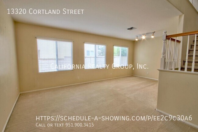 Foto del edificio - 13320 Cortland St