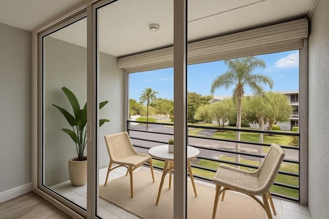 Photo - 114 Royal Pk Dr Apartment