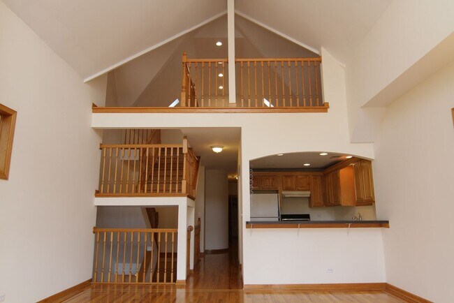 Foto del edificio - 844 W Buckingham Pl