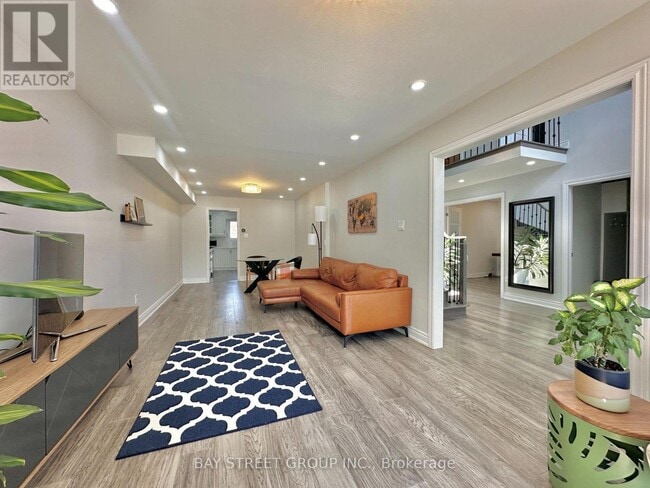 Building Photo - 1593 Wintergrove Gardens