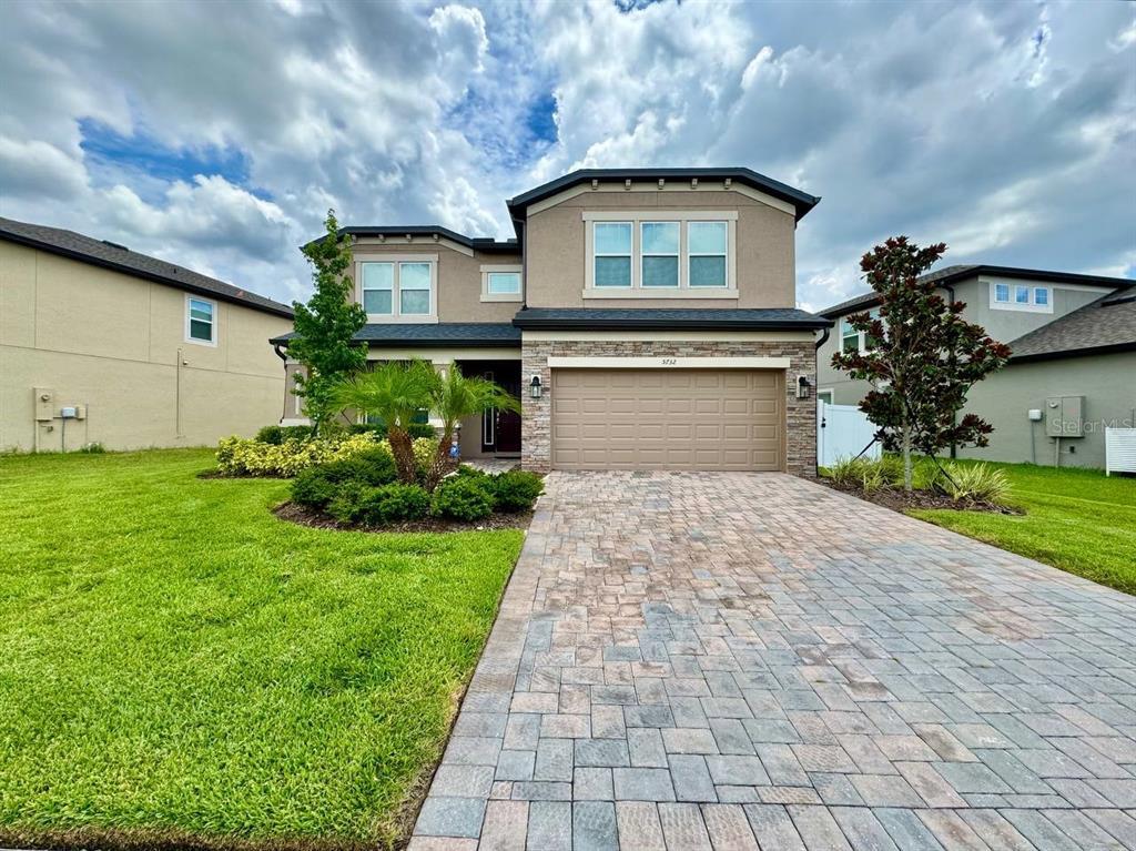 Foto principal - 5732 Newberry Pnes Ave