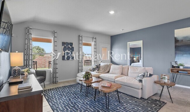 Foto del edificio - 8417 Hollymead Ln