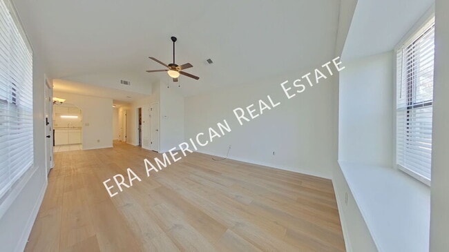 Foto del edificio - 1916 Squirrel Path