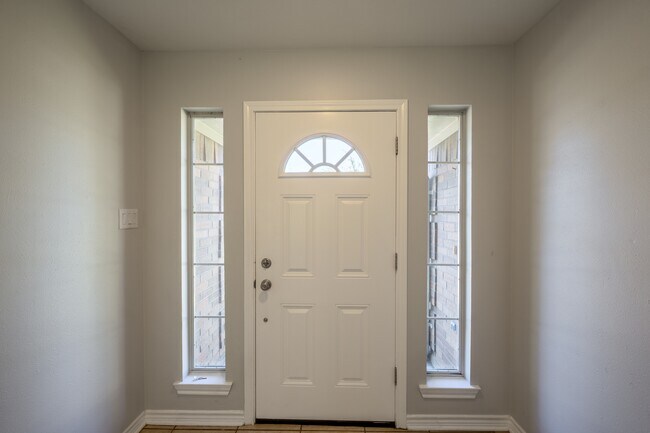 Foto del edificio - 1520 Strasburg Cir