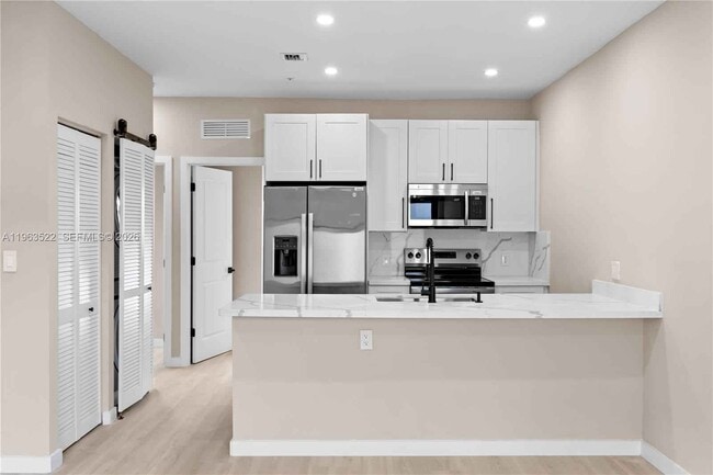 Photo - 630 NE 166th St Apartment