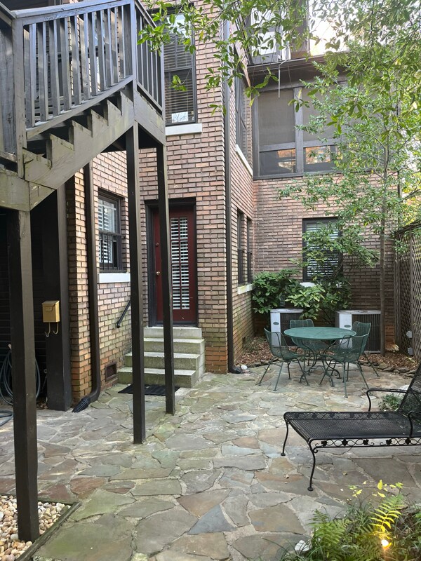 Primary Photo - 1426 Milner Crescent