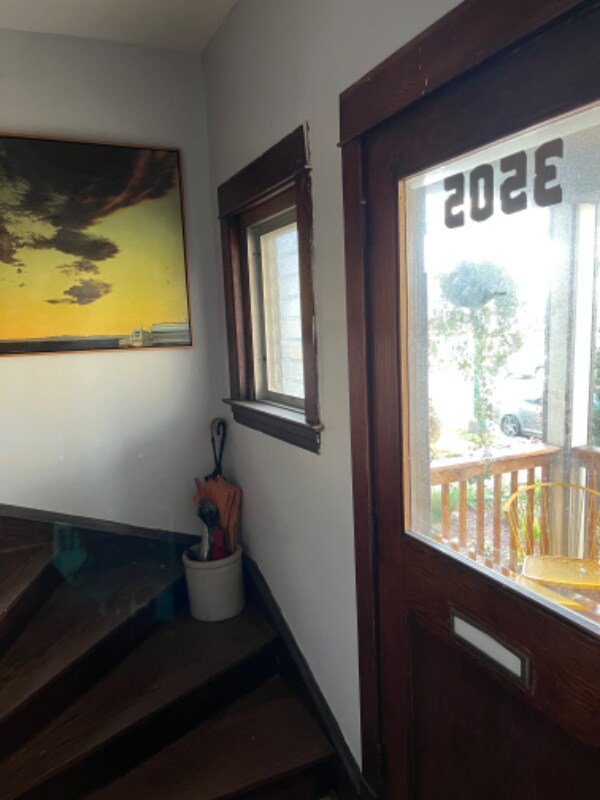 Building Photo - 3505 W Wrightwood Ave
