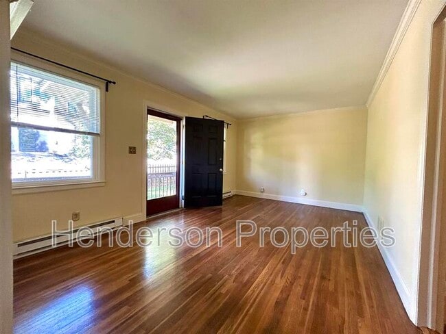 Building Photo - 1526 Landis Ave