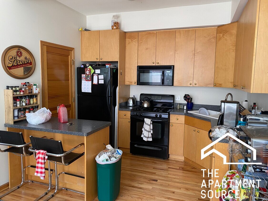 Foto principal - 1446 N Leavitt St