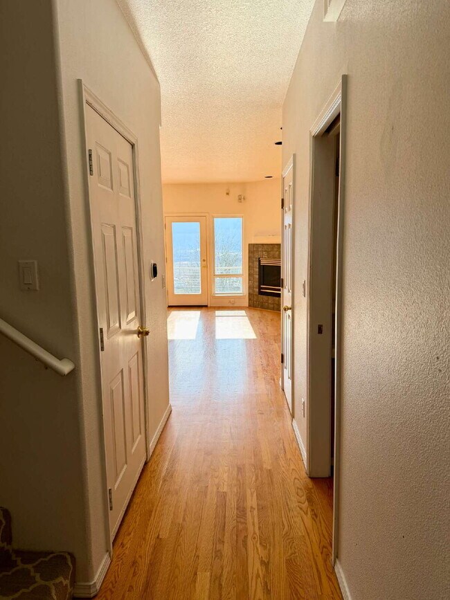 Foto del edificio - St. Johns 2-bedroom Condo