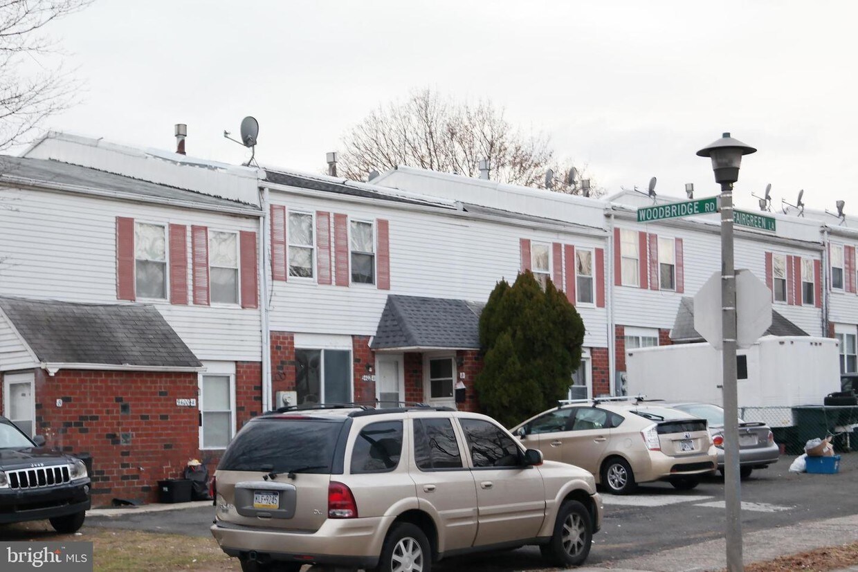 9402 Fairgreen Ln, Philadelphia, PA 19114 House Rental in