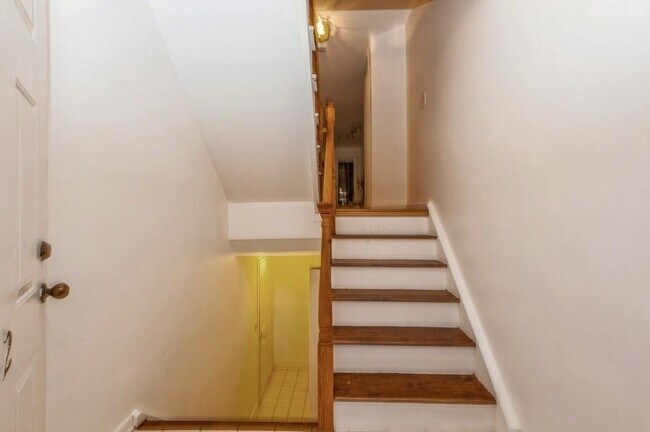 Foto del edificio - 20 S Midland Ave
