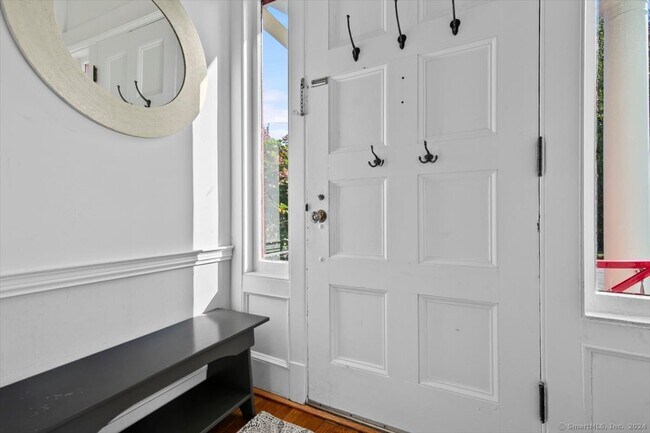 Foto del edificio - 37 Harmon St