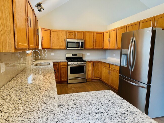 Building Photo - 1805 Pebble Beach Dr