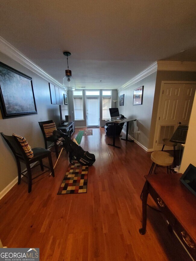Foto del edificio - 3334 Peachtree Rd NE
