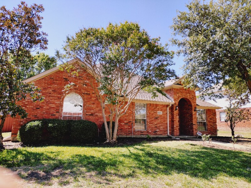 5802 Edinburg Dr, Richardson, TX 75082 House Rental in Richardson, TX