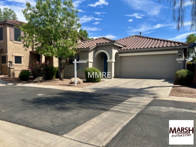 Primary Photo - Very nice 3 bedroom home located in Spectr...