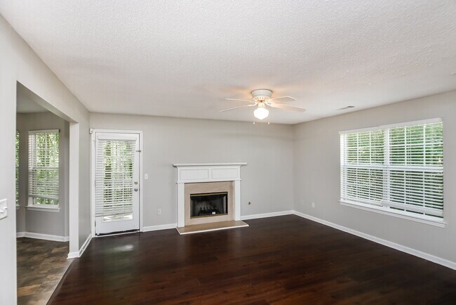 Building Photo - 4125 Clarks Tr