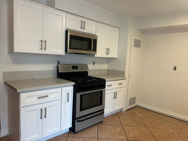 Foto del edificio - 8784 Valley View St