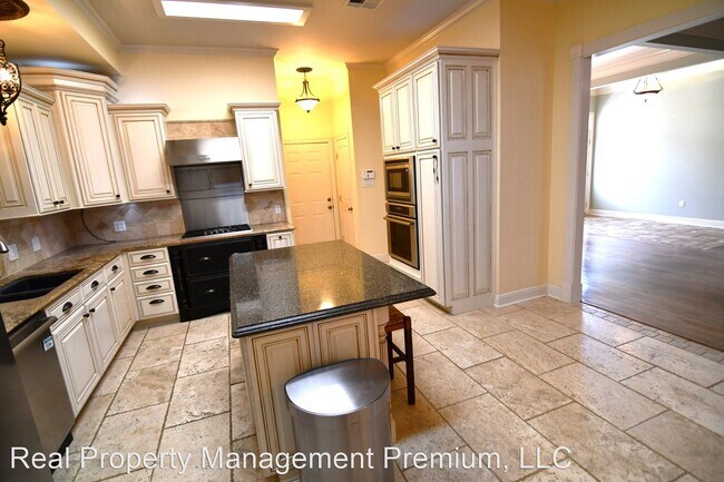 Foto del edificio - 3 br, 2 bath House - 10143 Hyde Park Ct.