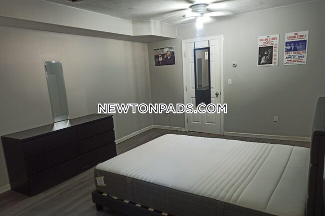 Building Photo - 24 Crosby Rd