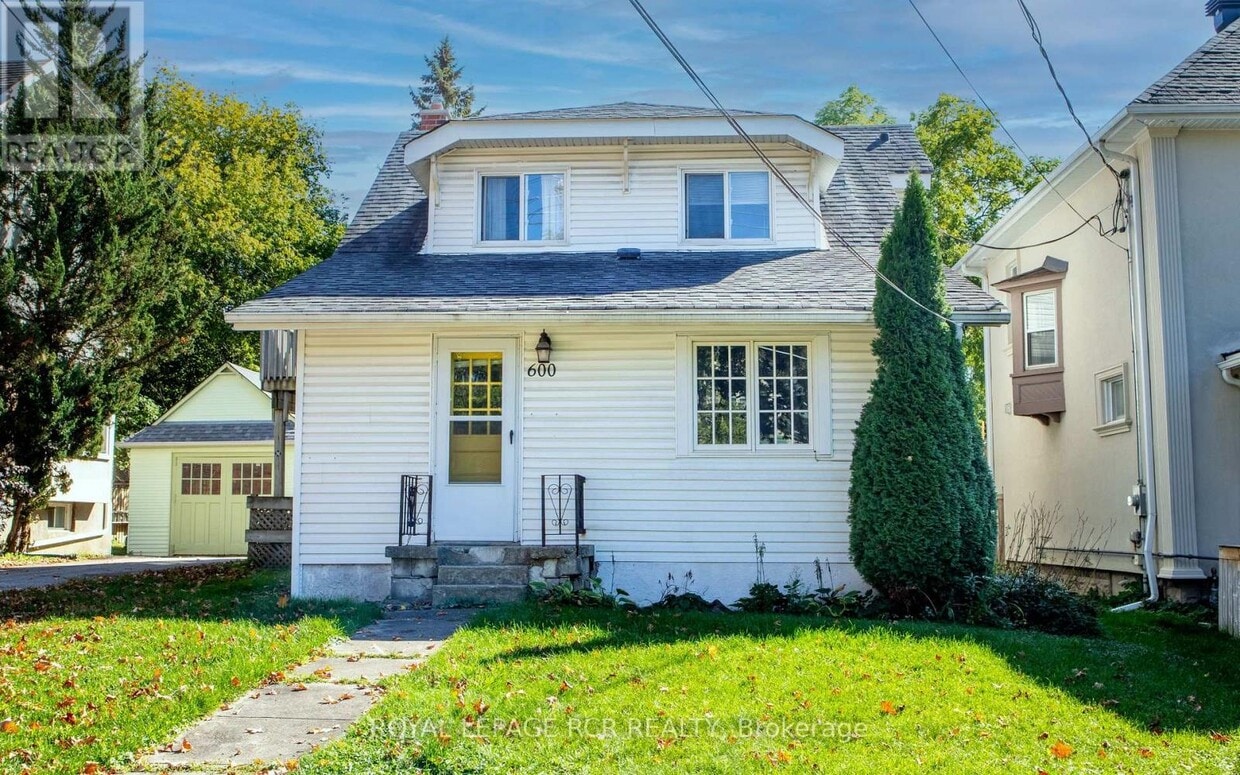 Photo principale - 600 Queen St