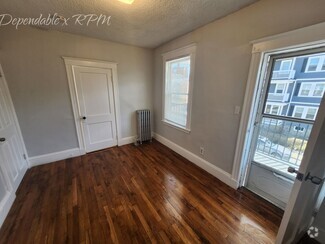 Building Photo - 64 Whitten St