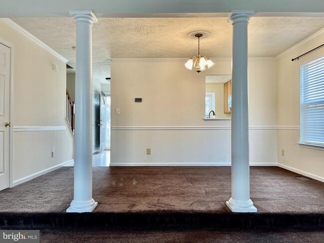 Building Photo - 501 Tolbelt Ct