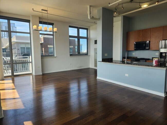 Foto del edificio - 511 W Division St