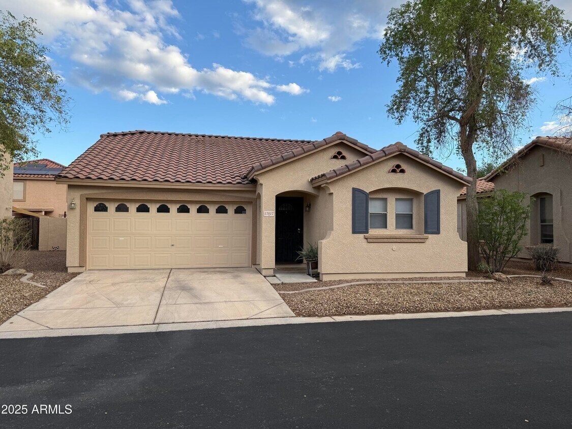 Foto principal - 17017 W Rimrock St