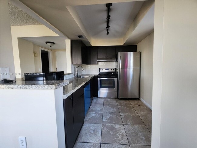 Foto del edificio - 7900 Tatum Waterway Dr