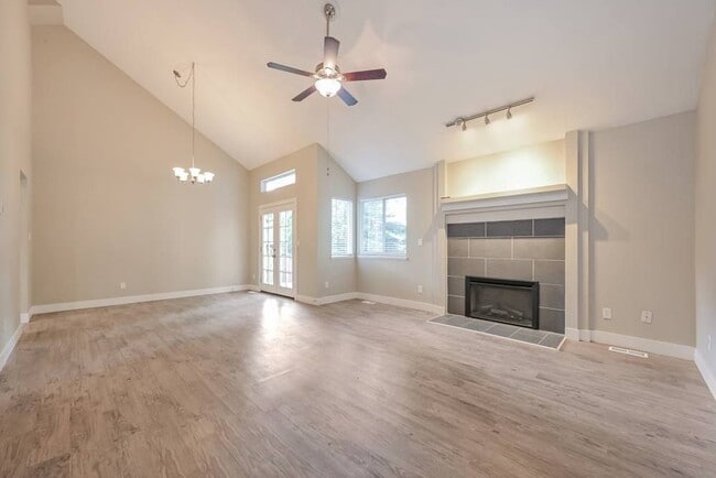 Building Photo - 3463 S Espana Cir