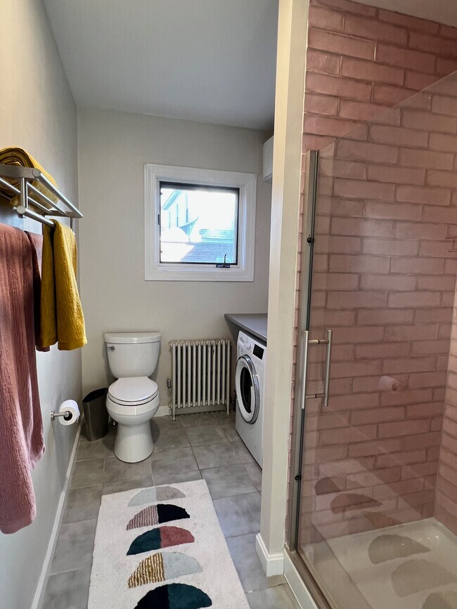 Laundry in Bathroom - 365 Main St