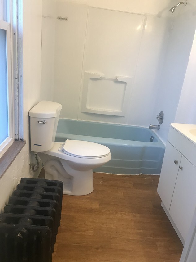 Building Photo - 1738 Wright St