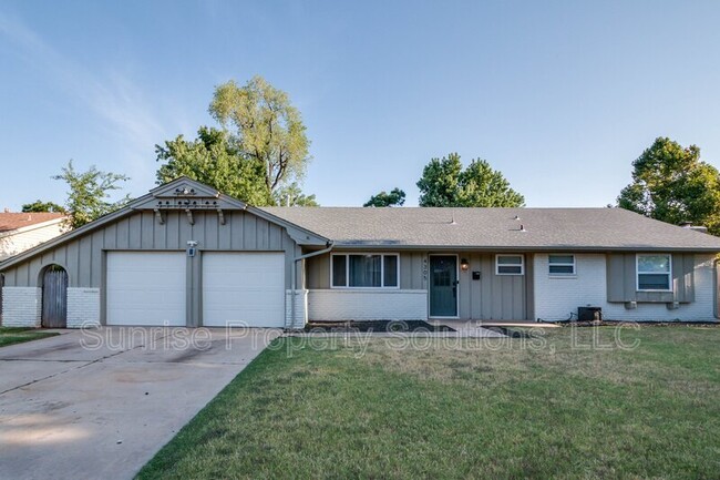 Building Photo - 4305 NW 59th St