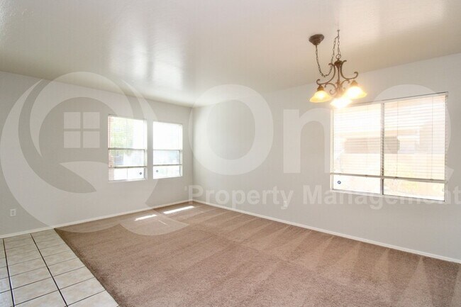 Building Photo - 1498 S Avocet St