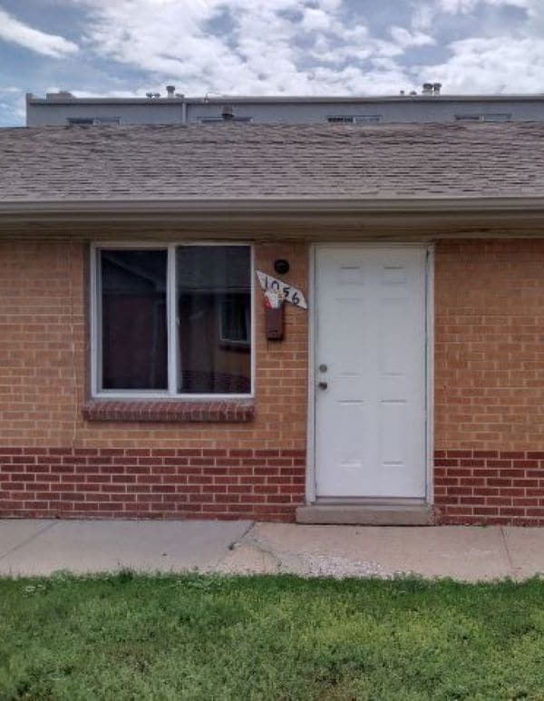 Front - 1056 Dayton St