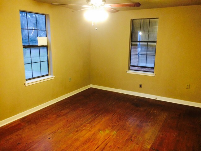 Foto del edificio - 54 Oakland St